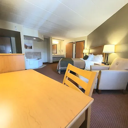 Amerivu Inn And Suites - Waconia-2