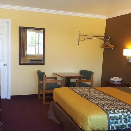 Interstate 8 Motel-2