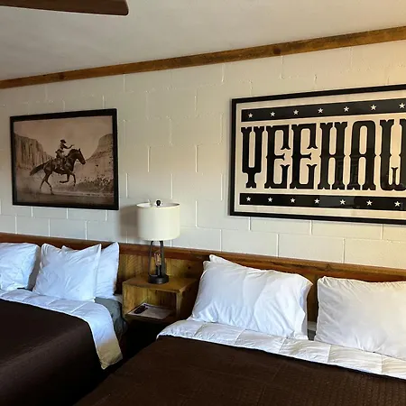 Holiday Motel And Rv Park-3