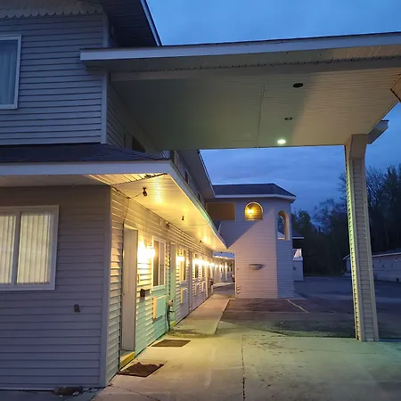 Mackinaw Budget Inn-2