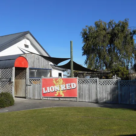 Tudor Park Motel Spacious With Kitchens 1 Minute Walk To Restaurant And Shopping Centre And Gisborne Hospital-3