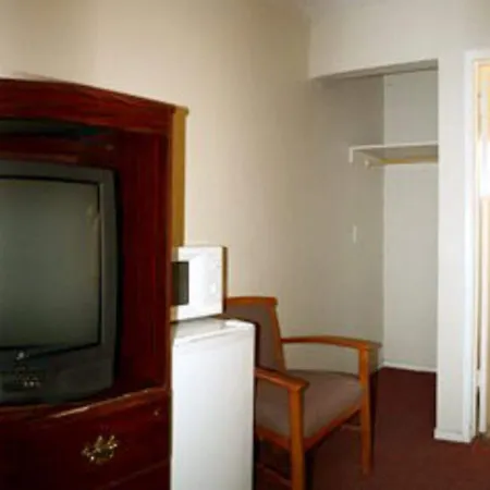 Sunset Inn And Suites West Sacramento-2