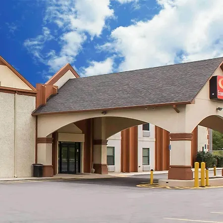 Econo Lodge At Six Flags-2