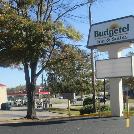 Budgetel Inn & Suites-3