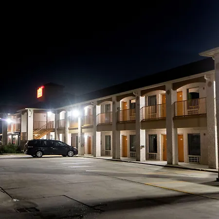 Magnolia Inn And Suites-2