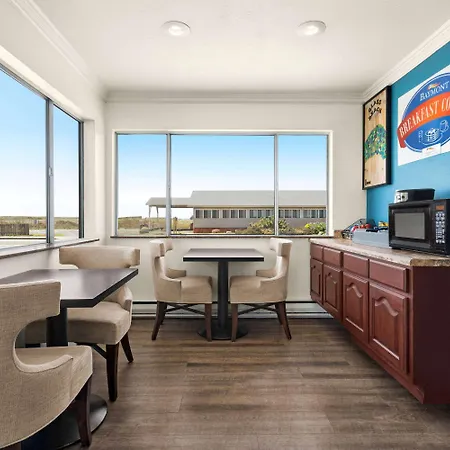 Baymont By Wyndham Fort Bragg-3