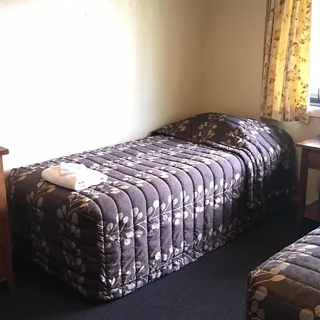 Woodlands Motels And Apartments-2