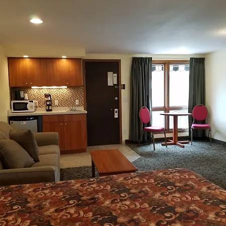 Black Hawk Motel & Suites-2