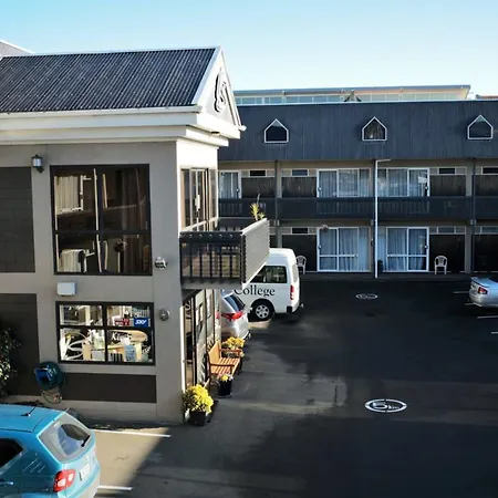 Kiwi Studios Motel-2