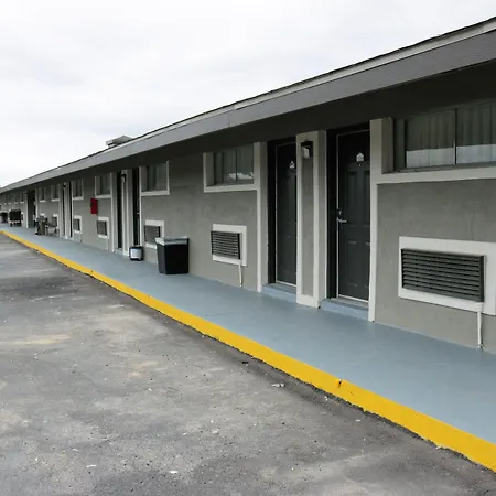 Deluxe Inn Motel-3