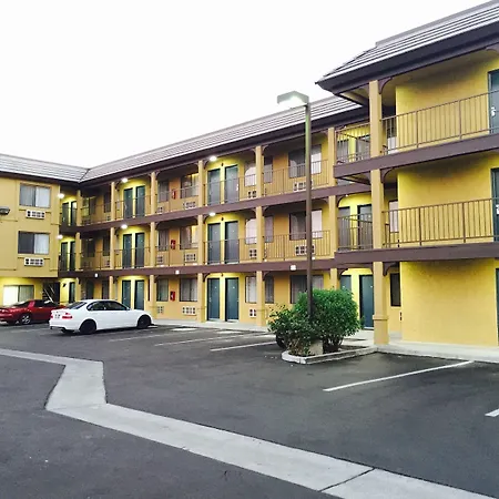 Simply Home Inn & Suites - Riverside-3