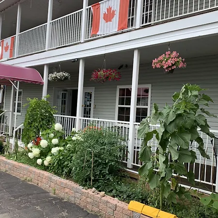 Midtown Motel & Suites-3