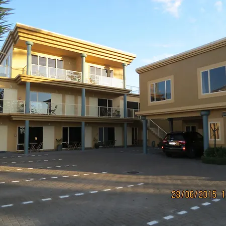 Motel De La Mer-2