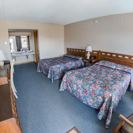 Windjammer Motor Inn-3