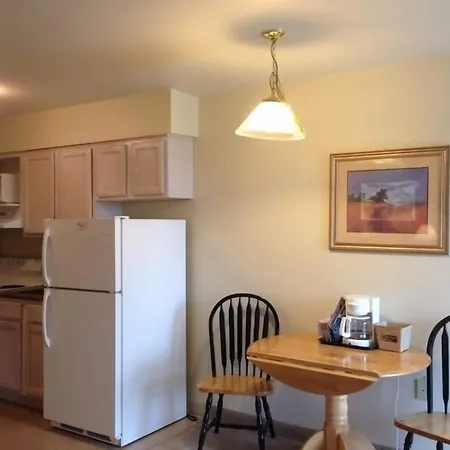 All Suites Inn Budget Host-3