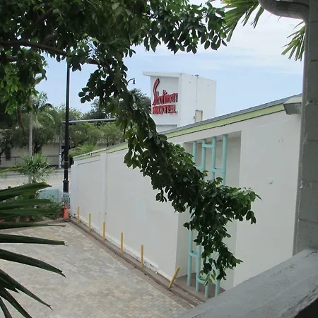 Shalimar Motel-2
