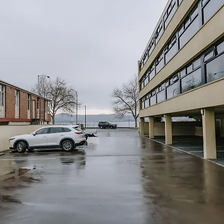 429 Apartments & Suites-3