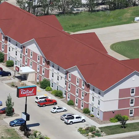 Red Roof Inn & Suites Dickinson-3