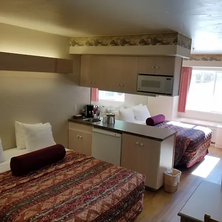 River Canyon Lodge-3