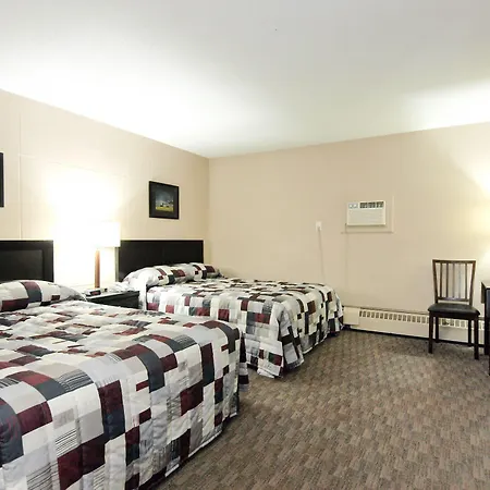 Canadian Motor Inn-3