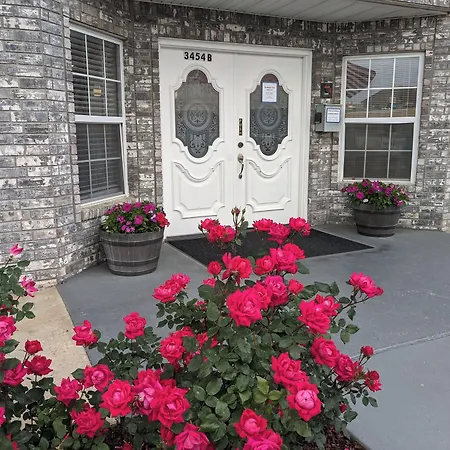 Dutton Inn-2