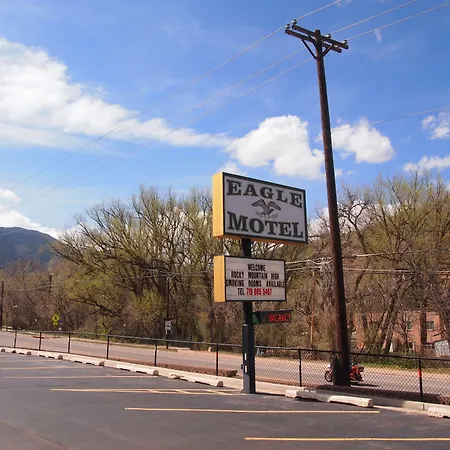 Eagle Motel-3