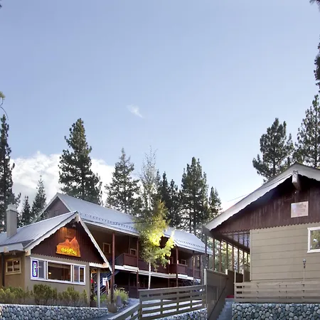 Holiday Haus-3