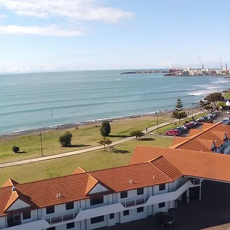 Harbour View Motel On Ahuriri Beach In Napier Nz With Sea View Suites-3