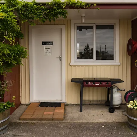 Ascot Motor Lodge-2