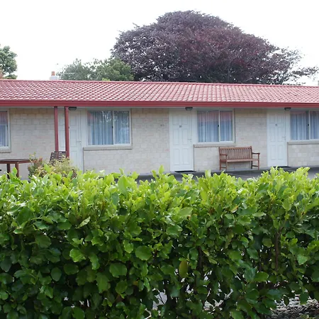 Bks Egmont Motor Lodge-2