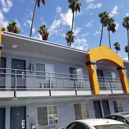 Value Inn Hollywood-3