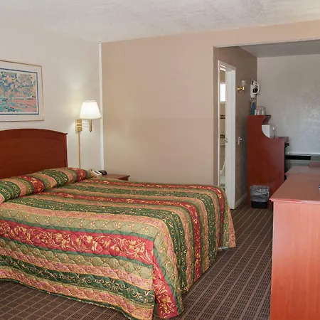 Esquire Inn-2