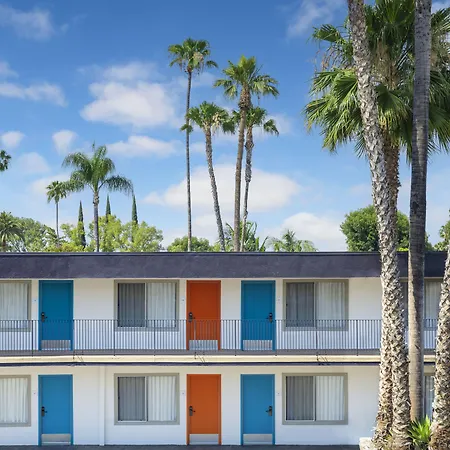 The Sojourn Los Angeles - Sherman Oaks-2