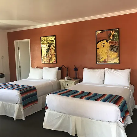 Agave Inn-2