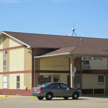 First Western Inn - Fairmont City-2