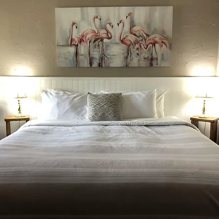 Piccadilly Motel-2