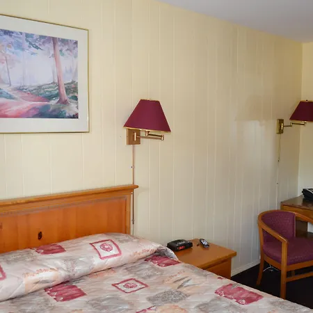 Maples Motel-3