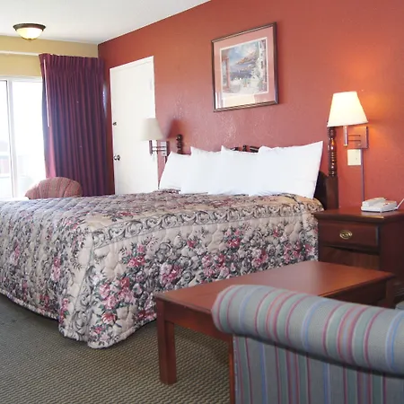 Holiday Lodge & Suites-3