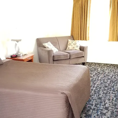 Riverview Lodge-2