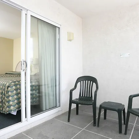 Riviera Resort & Suites-3