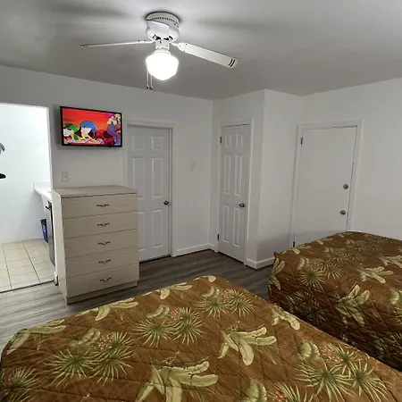 Riviera Resort & Suites-2