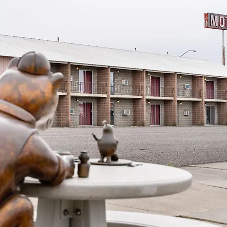 M&M Motel-3