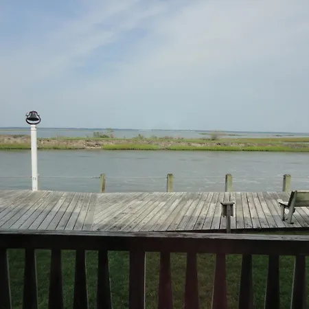 Island Resort-3