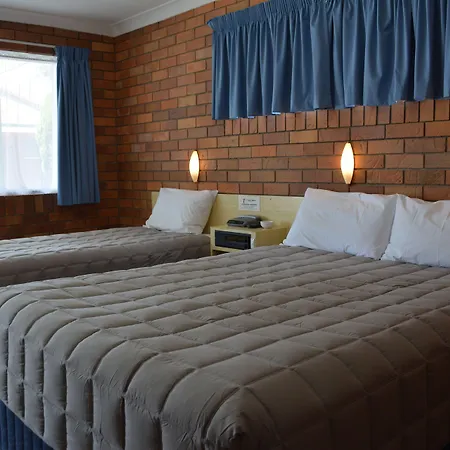 Peter Allen Motor Inn-2