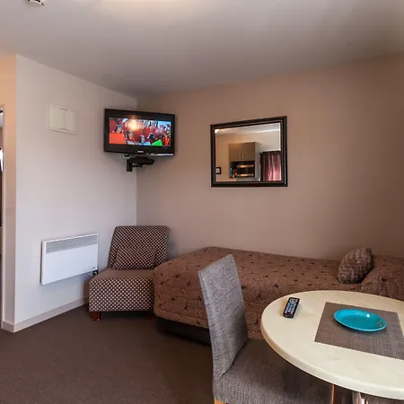 171 On High Motel-3