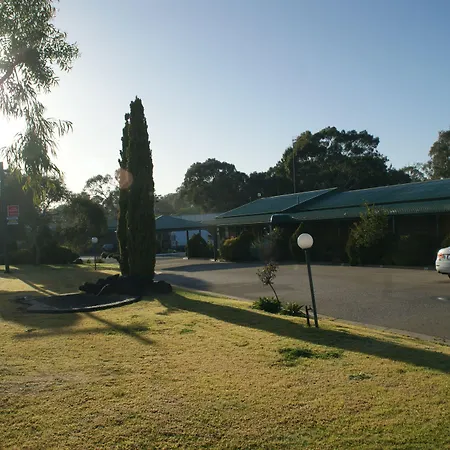 Deniliquin Country Club Motor Inn-2