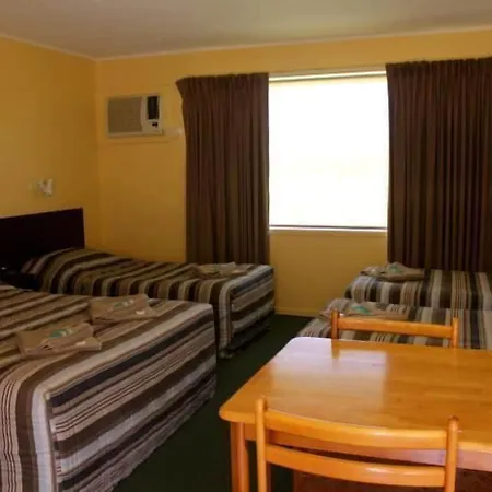 Isis Motel Scone-3
