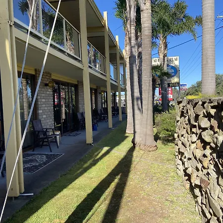 Abel Tasman Waterfront Motel-3