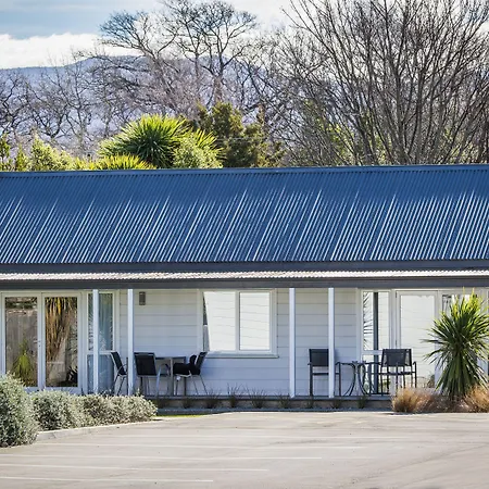 Greyfriars Motel-2