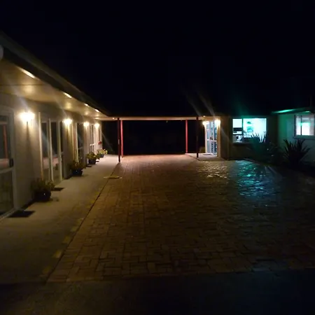 Heritage Court Motel-3